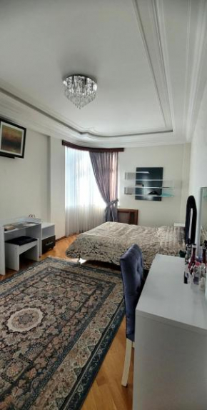 The full 4 bedroom apartment